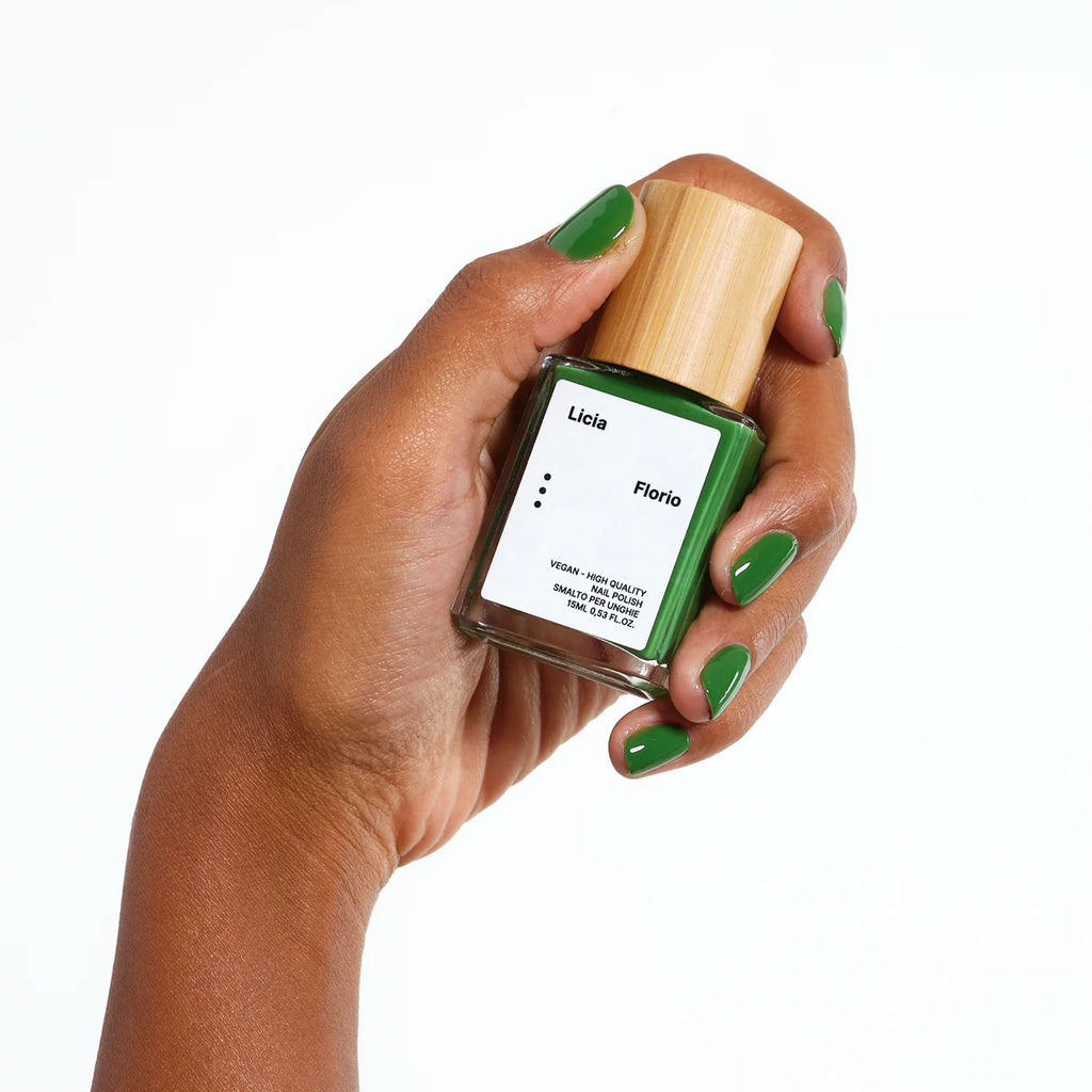 Licia : Florio Seaweed nail polish. A bright shade of green strikes a hue of positivity for your next manicure. Pair this pop of colour with gold-toned Wanderlust Life Jewellery for the perfect pairing. Licia Florio are a sustainably conscious brand, and their nail varnishes are formulated without toxins, are 100% vegan and cruelty free. Discover the range from Licia : Florio in the UK at Wanderlust Life.