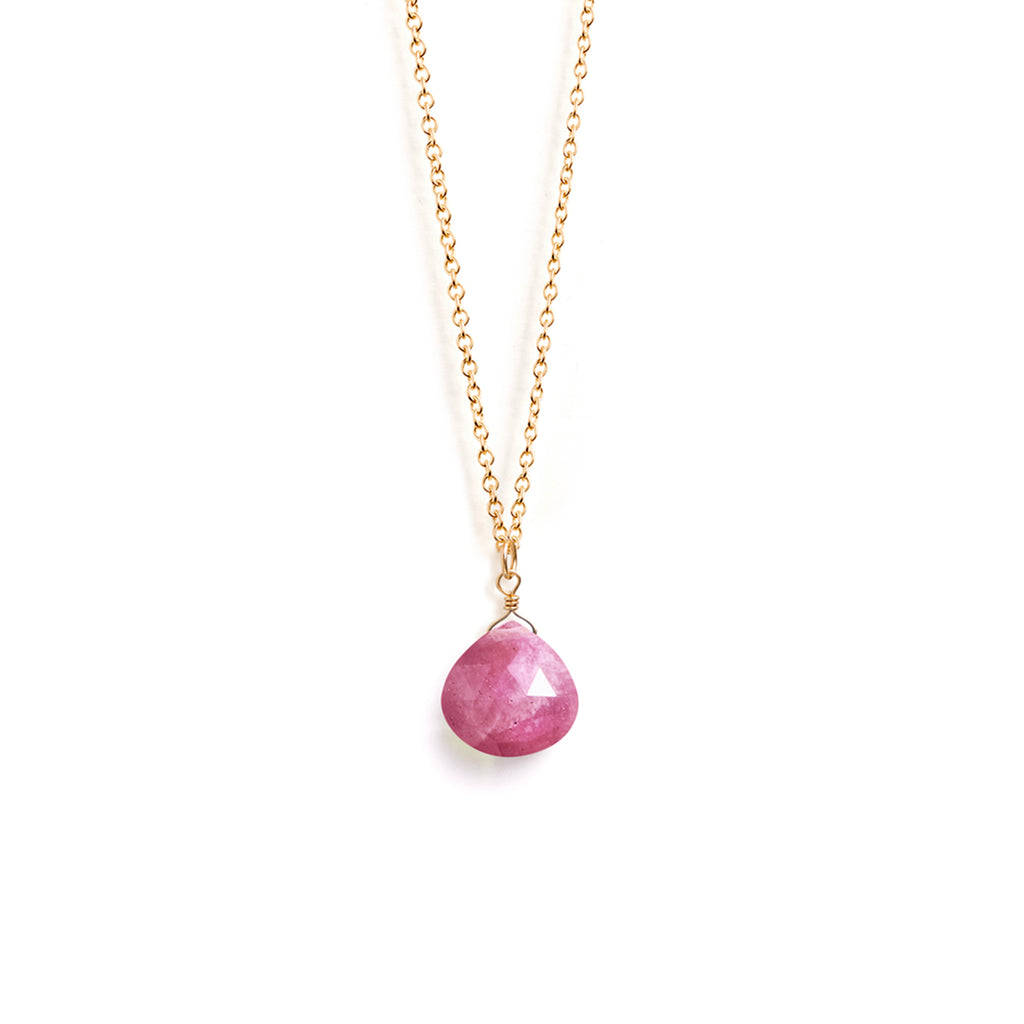 A birthstone necklace for September birthdays featuring a pink sapphire gemstone in our signature faceted shape. This birthstone necklace comes on a 14k gold fill adjustable chain.