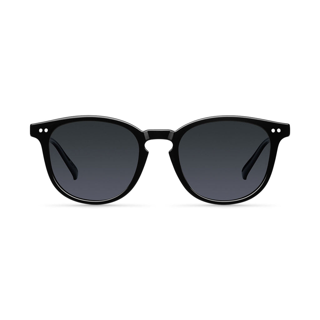 The Meller Banna All black sunglasses are a sleek all black design, with total protection against UV rays. 