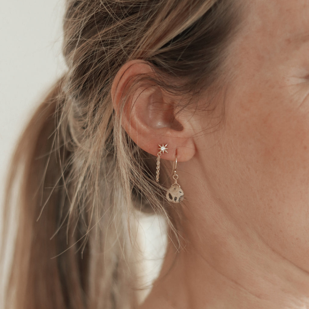 Leopard Jasper in our signature faceted shape hangs from a minimalist gold ear wire for an effortless, laid-back look.