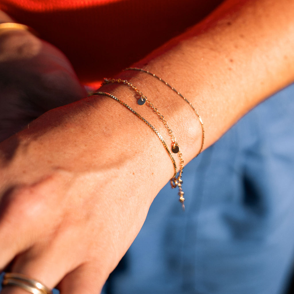Box Chain Bracelet | Gold bracelet chain, Chain bracelet, Dainty bracelets