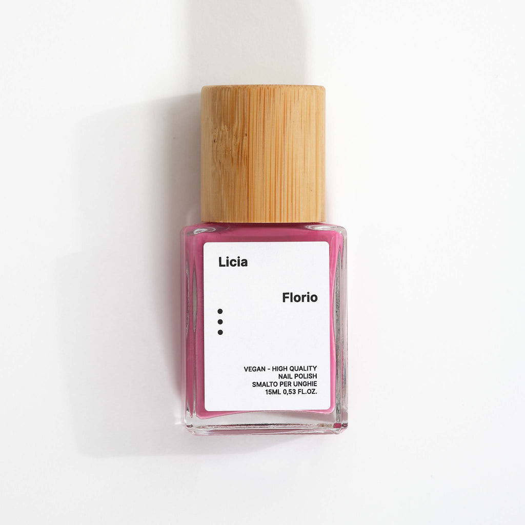 Licia Florio nail polish in the shade Lampone, a bright and vibrant shade of pink.