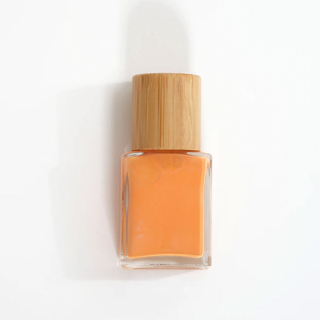 Licia : Florio Pic Nic nail polish. A bright pastel orange colour to decorate nails. A vegan and toxin free formula, cruelty free, and made in Italy. Licia : Florio are a sustainably conscious brand, proudly stocked among our curated Life Store brands at Wanderlust Life online in the UK.