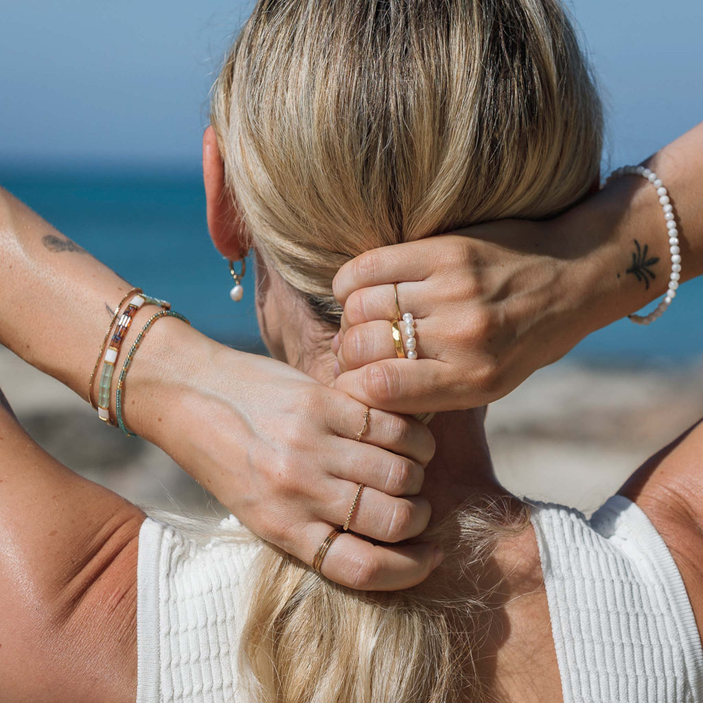 Mirage Rig 3 Rings Mirage Hammered Gold Fine Band Ring | Wanderlust Life