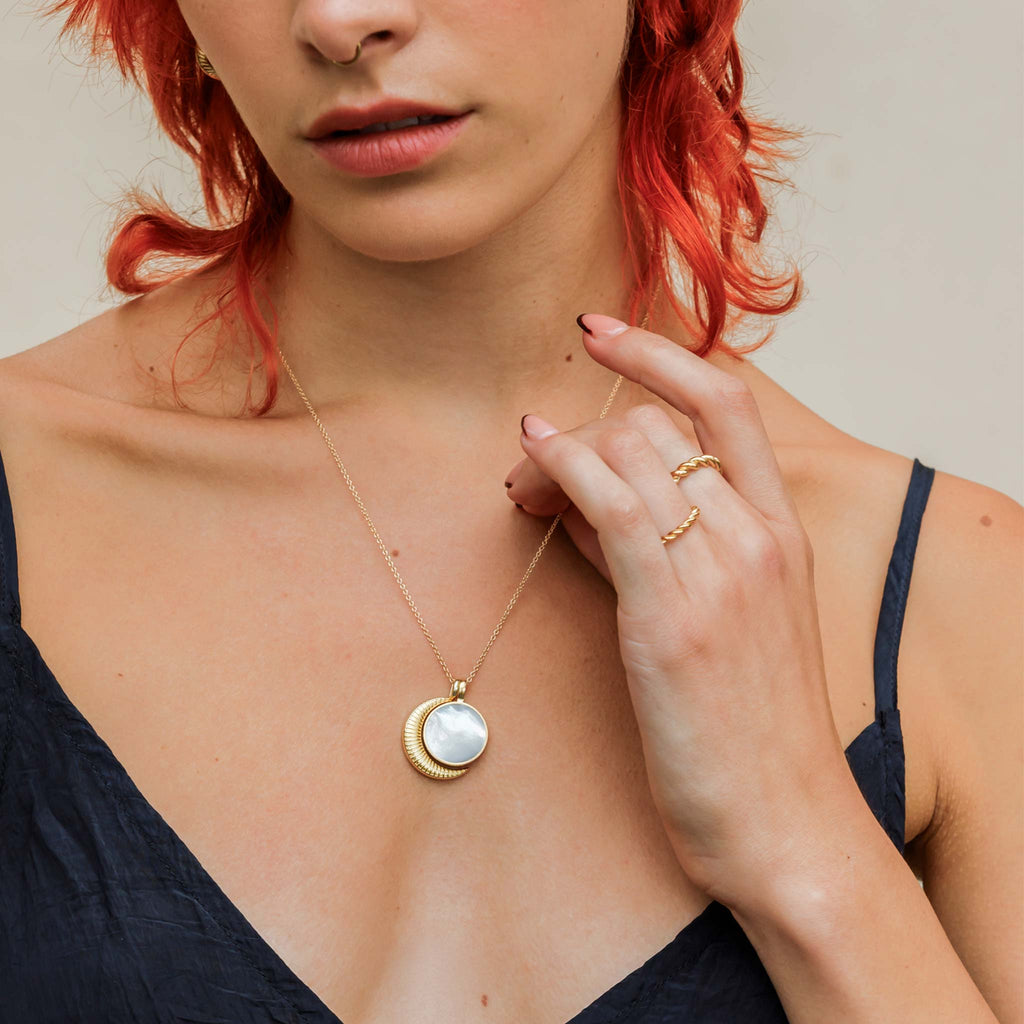 Mother of Pearl Porthole Necklace