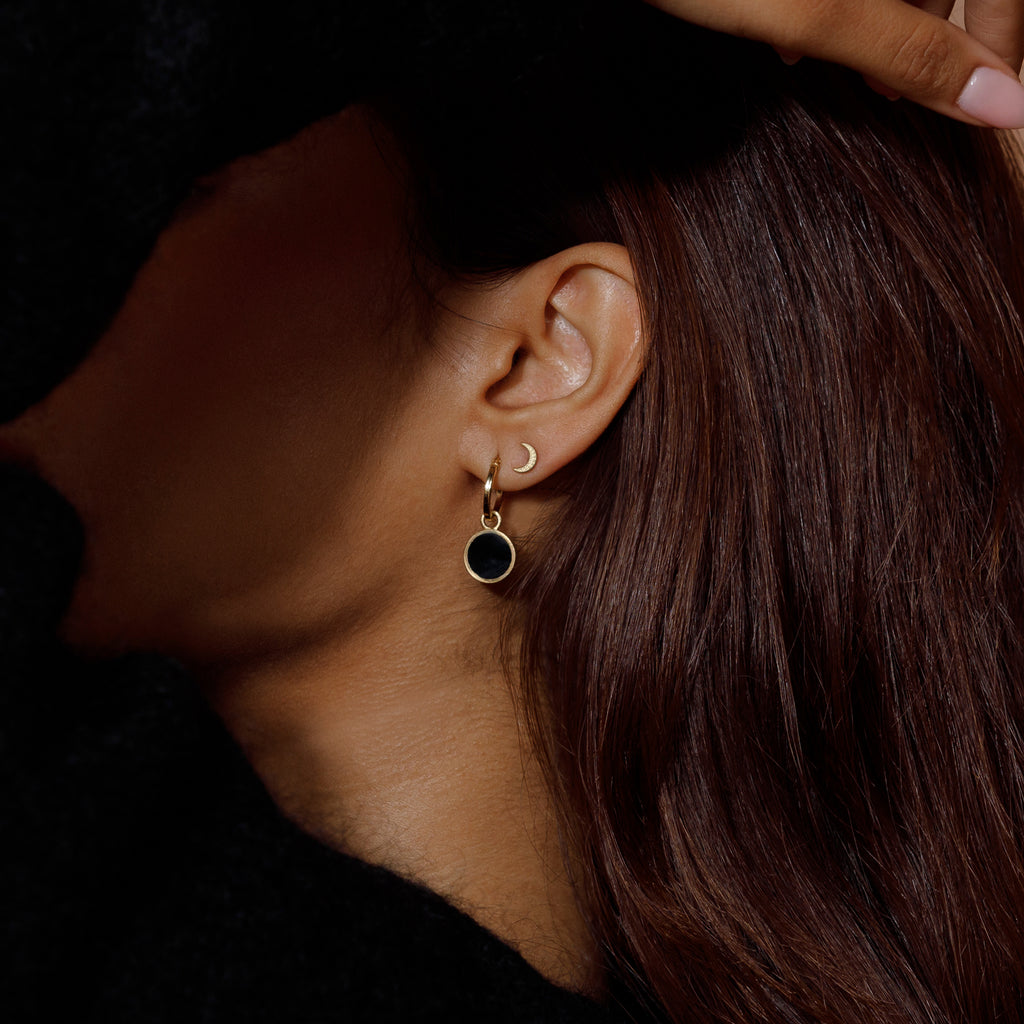 Single Portmoon Stud Earring